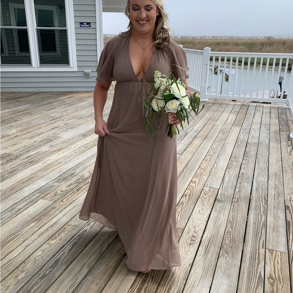 Show Me Your Mumu Dune Chiffon SizeL- dry cleaned